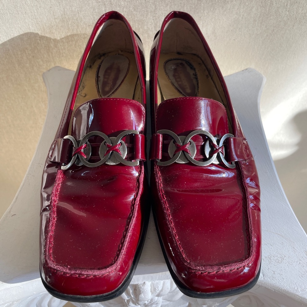 Red Patent Leather Liz Claiborne Flex Loafers - Picture 1 of 5